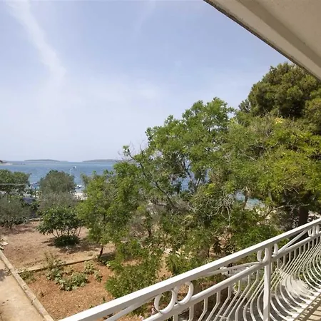 Charming Apartments, Brodarica, Apartman