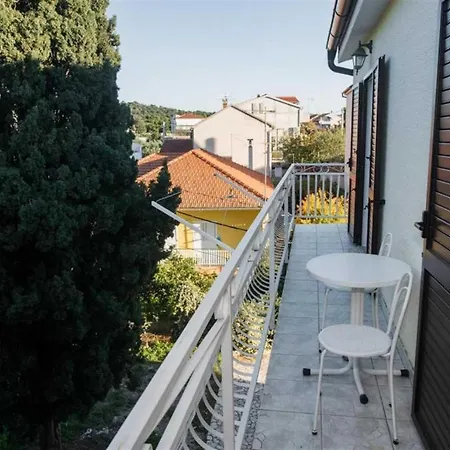 Apartman Charming Apartments, Brodarica, *