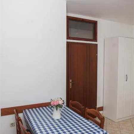 Charming Apartments, Brodarica, * Šibenik