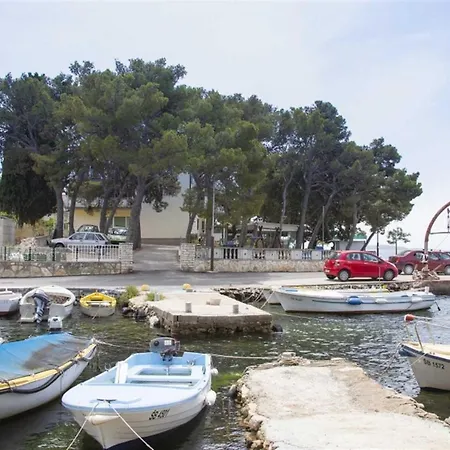 Charming Apartments, Brodarica, Apartman *