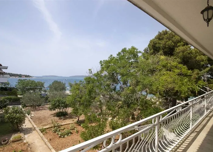 Charming Apartments, Brodarica, Apartman