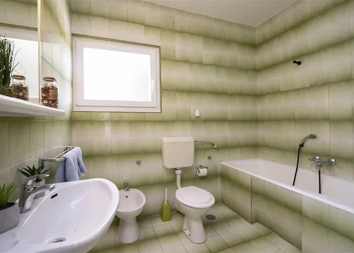 Charming Apartments, Brodarica, Apartman