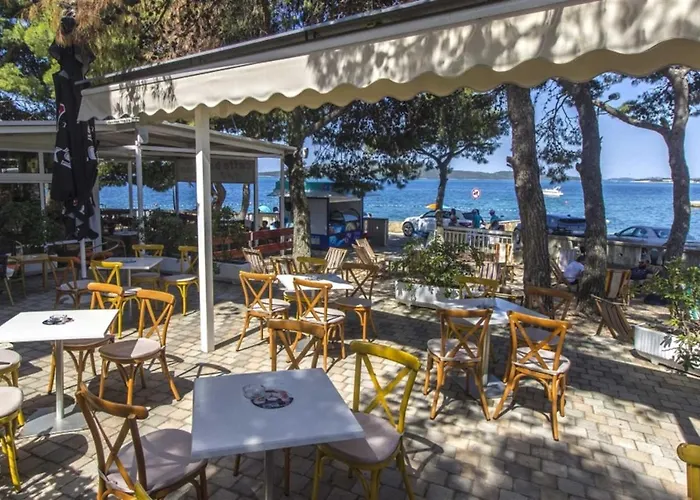 Apartman Charming Apartments, Brodarica, *